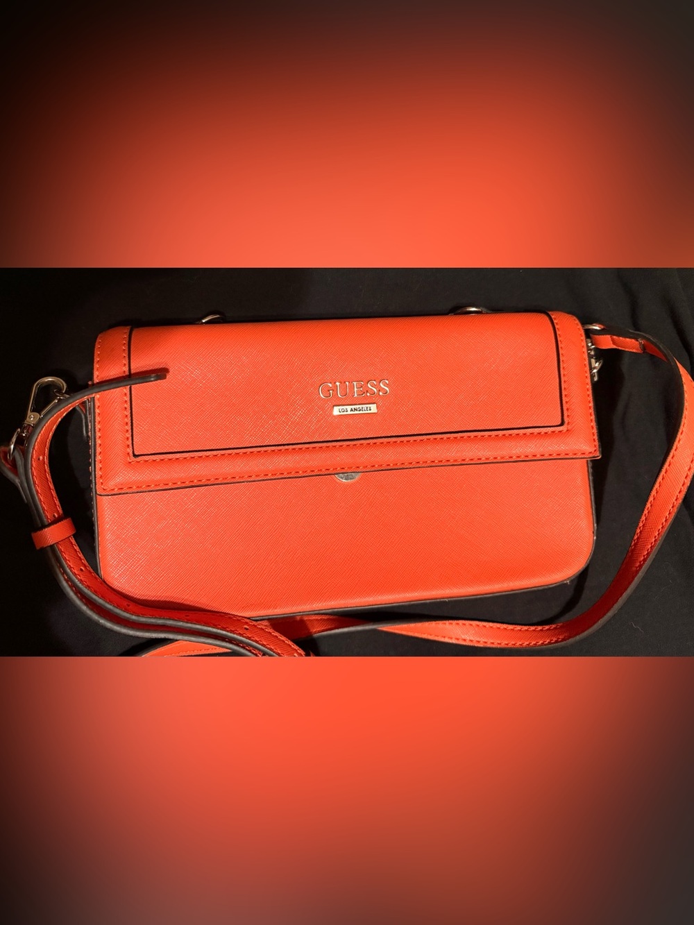 NWOT GUESS Orange Textured Crossbody with Gold Logo